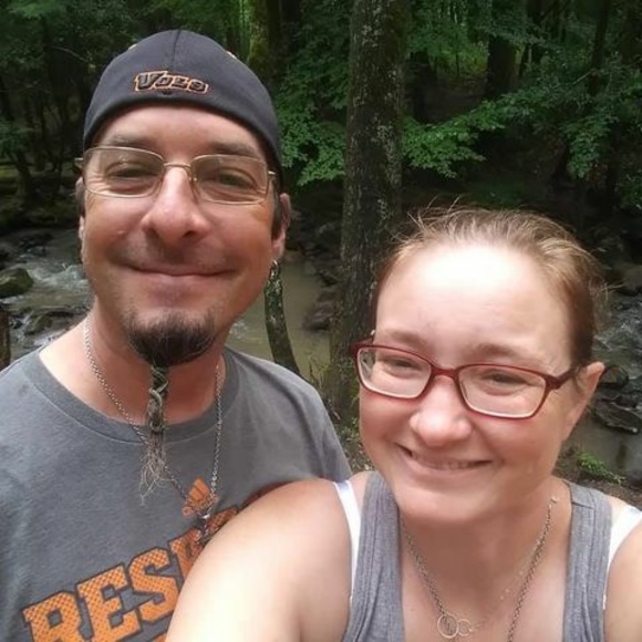 Meet your Posher, Chuck - Picture 1 of 1